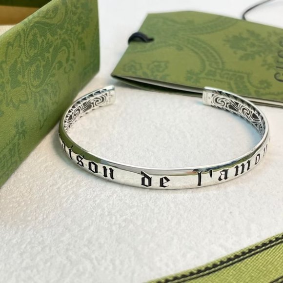 WOMEN FASHION BRACELET (GC) - Picture 2 of 5